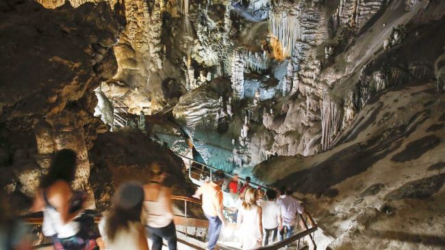 Cómo llegar a la Cueva de Nerja